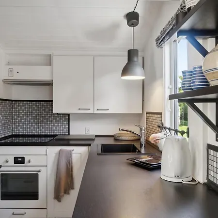 Holmfridur - 2km From The Sea By Interhome