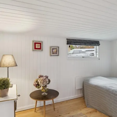 Holiday home Holmfridur - 2km From The Sea By Interhome