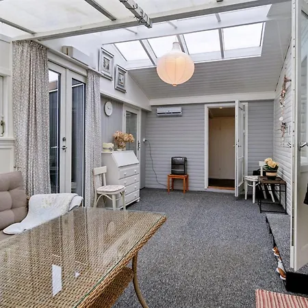 Semesterbostad Holmfridur - 2km From The Sea By Interhome *