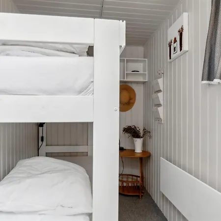 Holmfridur - 2km From The Sea By Interhome *